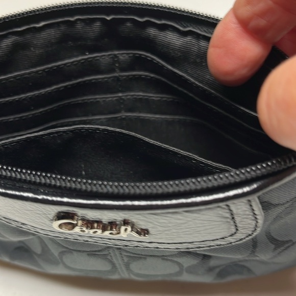 Coach Black Logo Wristlet Vintage - Picture 6 of 10